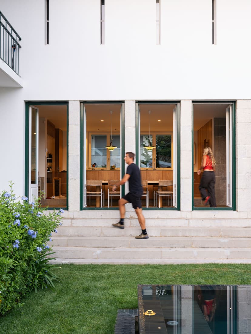 Image 21 for Carcavelos 